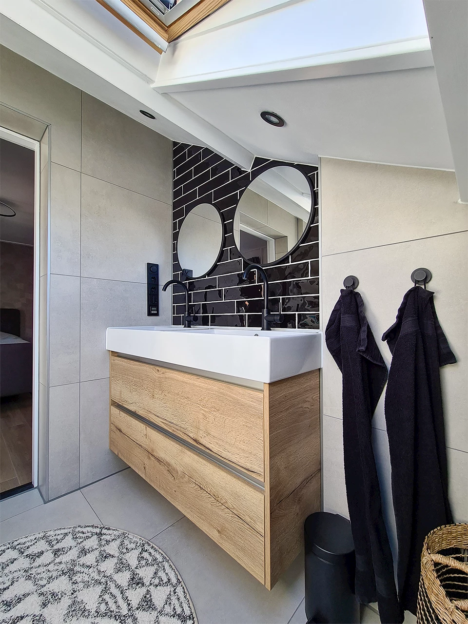 Moderne opgeleverde badkamers