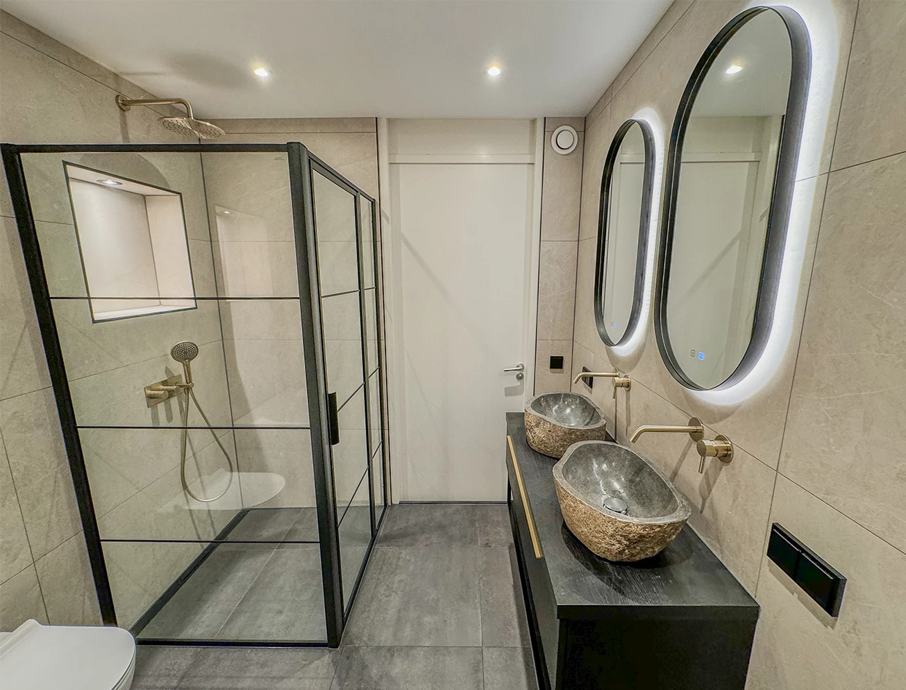 Geborsteld messing kranen