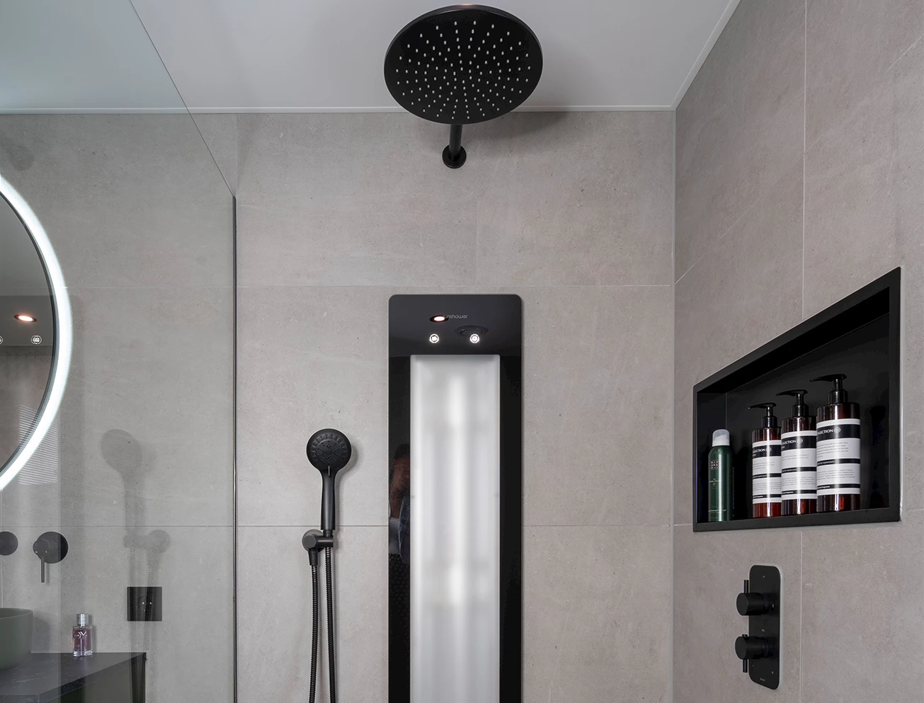 Douchekraan industriële badkamer