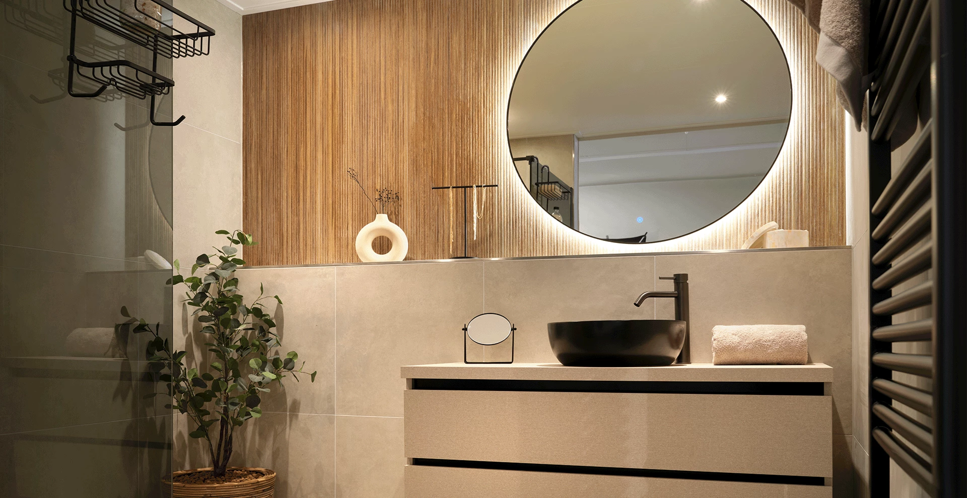 Houtlook tegels in de badkamer