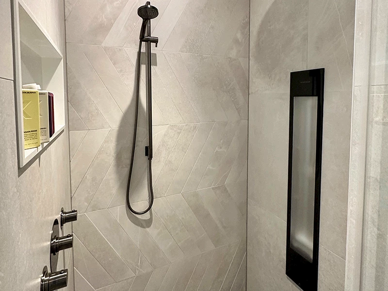 Tegels Hongaarse punt badkamer