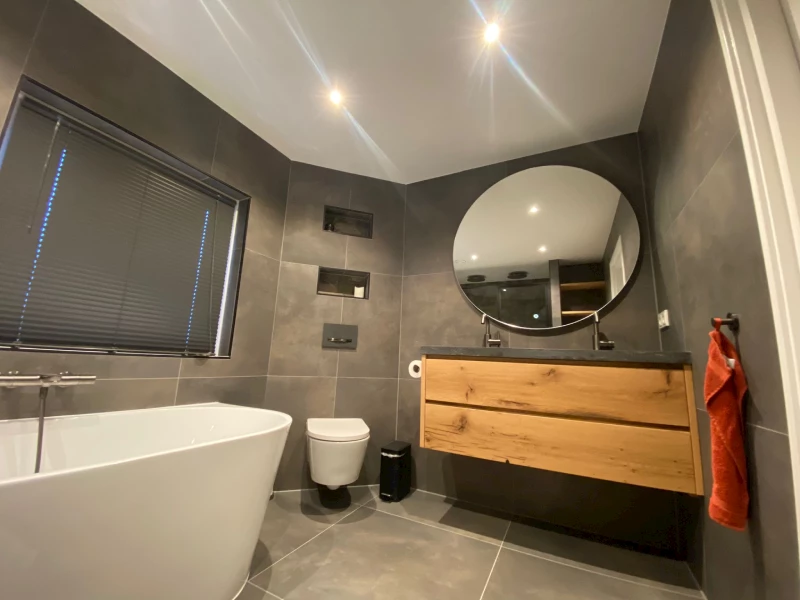 Opgeleverde badkamer Urk