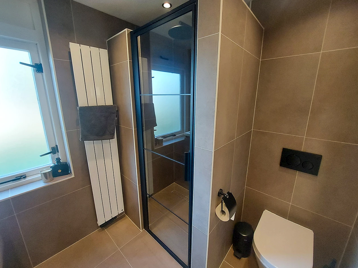 Opgeleverde badkamer Lochem