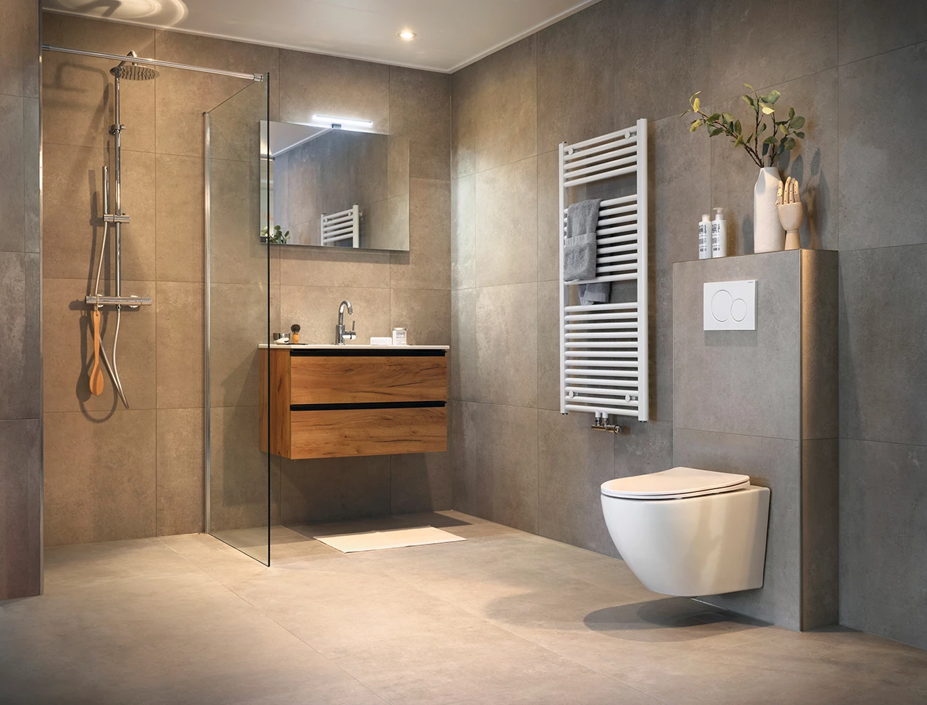 Designradiator grijze badkamer