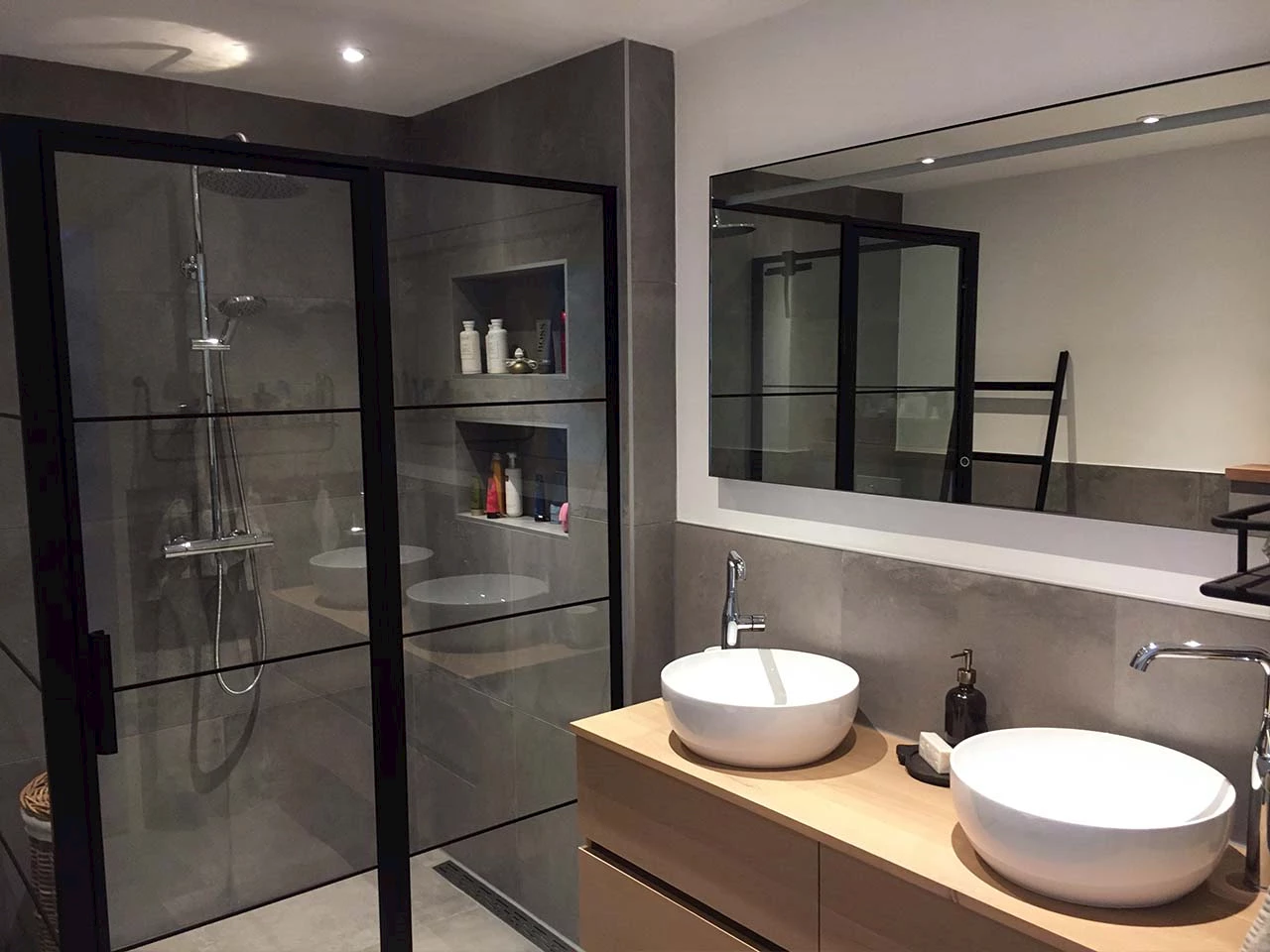 Opgeleverde badkamer familie Baan