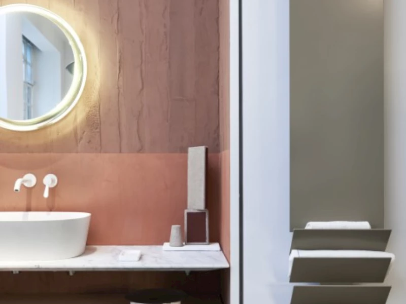 Oudroze in de badkamer